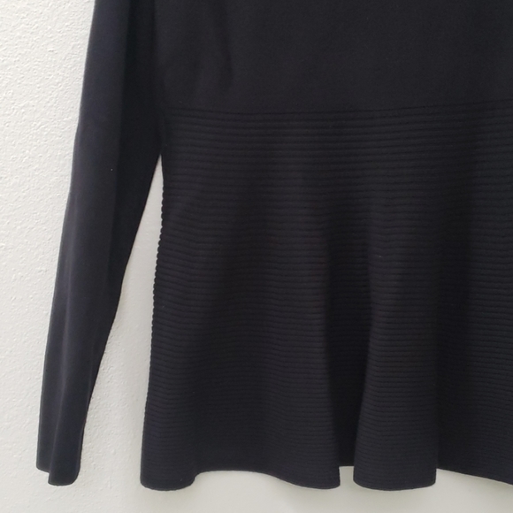 Black Sweater - Picture 5 of 5